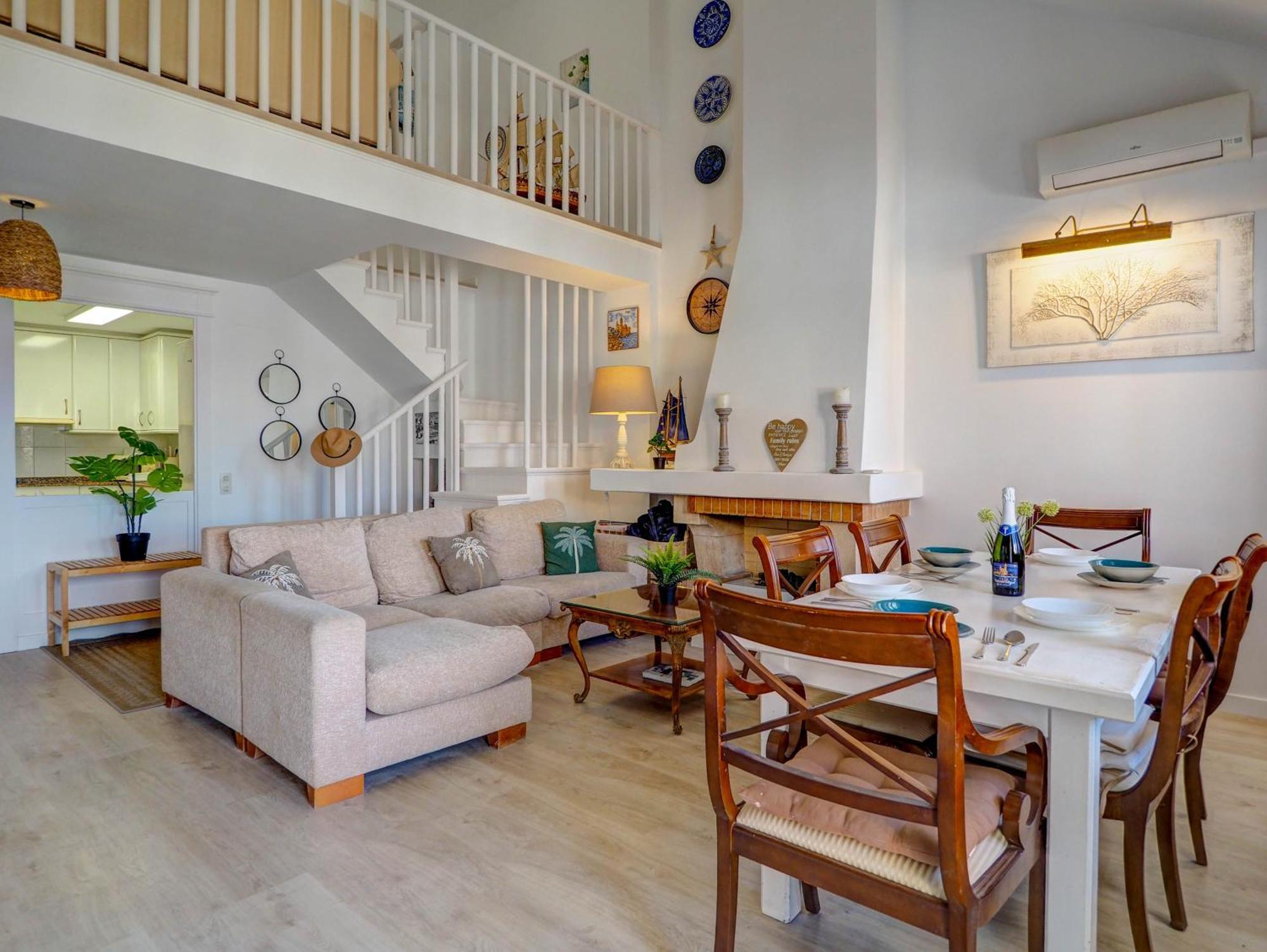 Clarimar Duplex By Hello Homes סיטגס מראה חיצוני תמונה