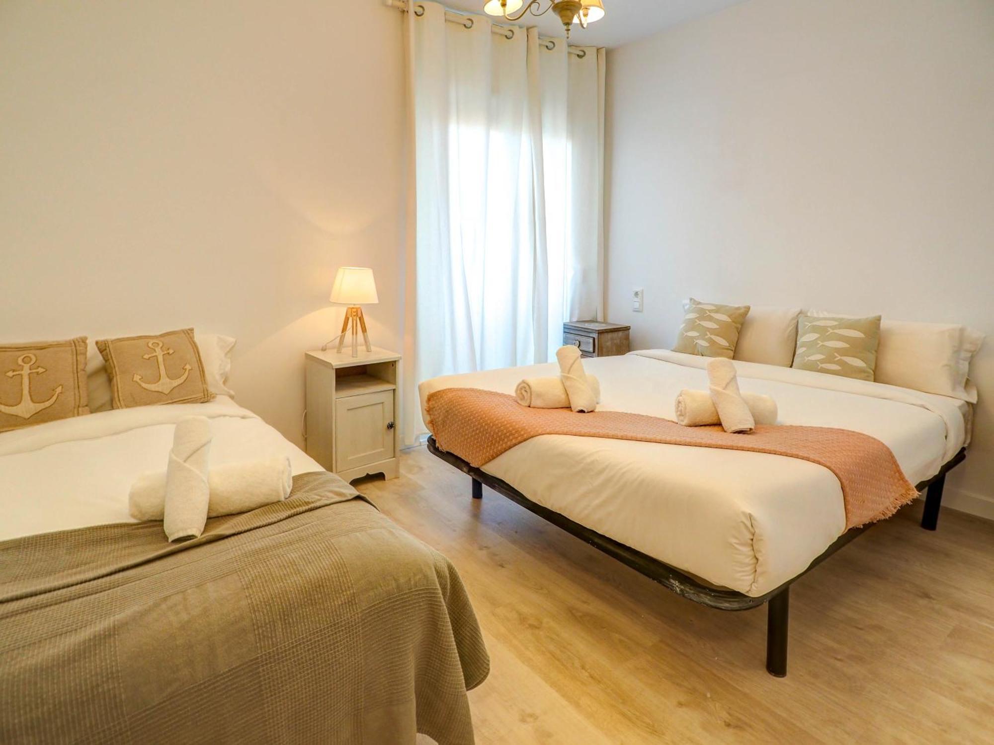 Clarimar Duplex By Hello Homes סיטגס מראה חיצוני תמונה